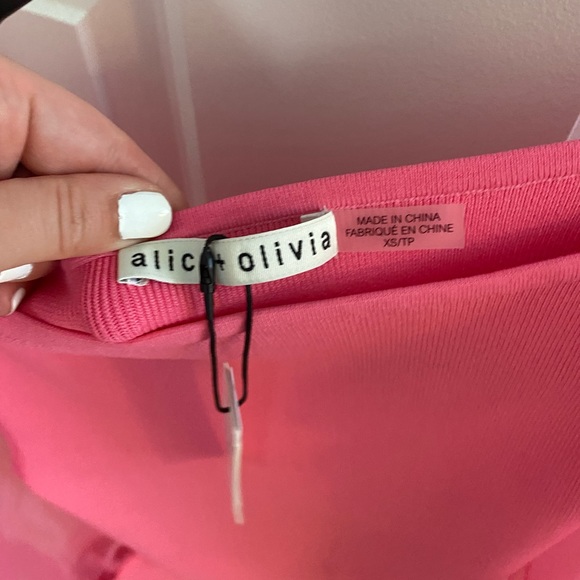 NWT Alice and Olivia top - Picture 6 of 7